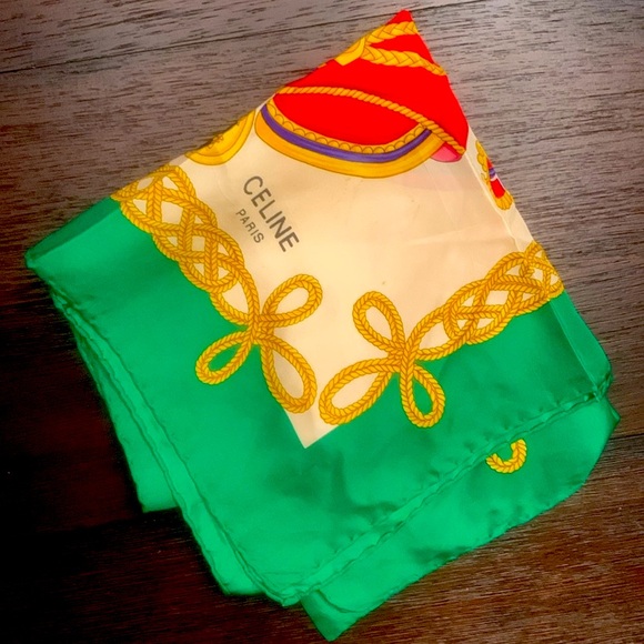 Celine scarf - Picture 12 of 13